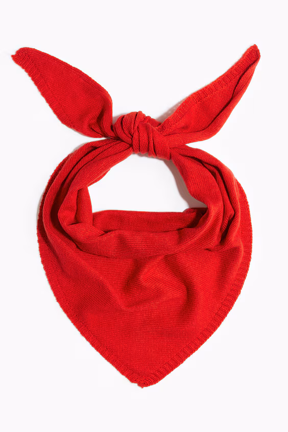 Шарф из тонкого трикотажа