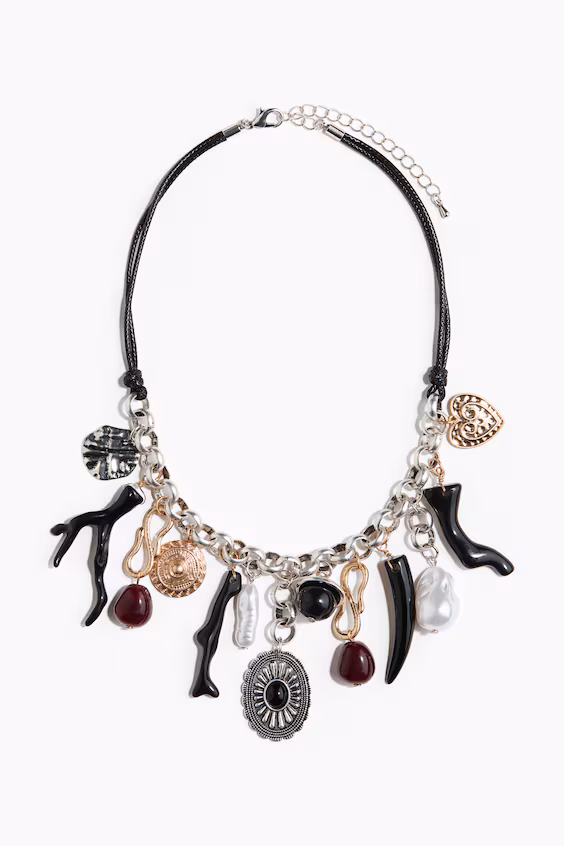 Колье с подвесками