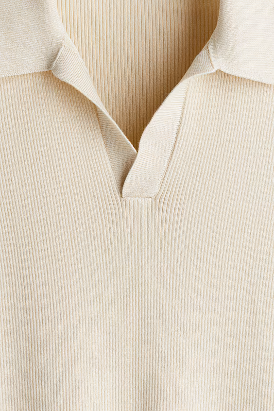 Блестящее поло слим фит