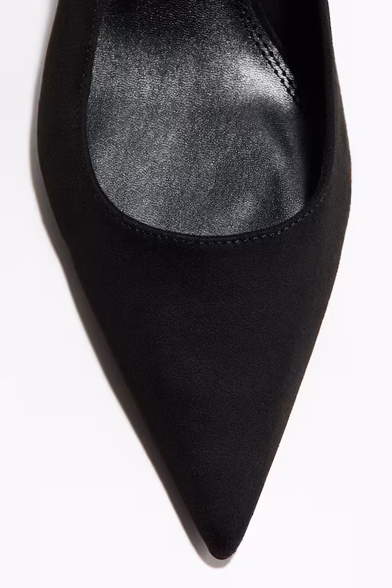 Классические босоножки с открытым каблуком