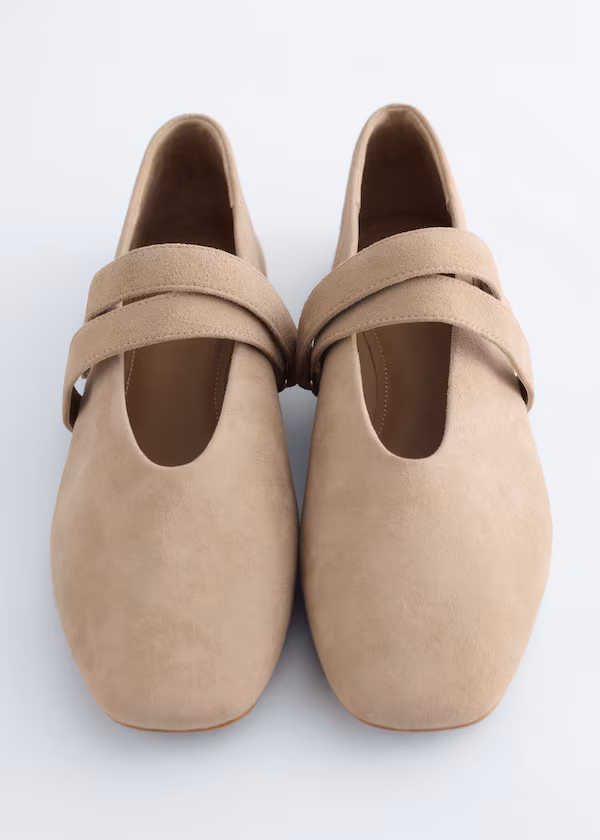 Сабо из кожи с перекрещивающимися ремешками h&m