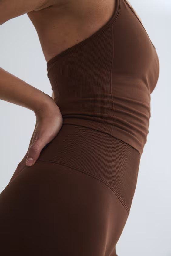 Топ для спорта seamless с технологией drymove™