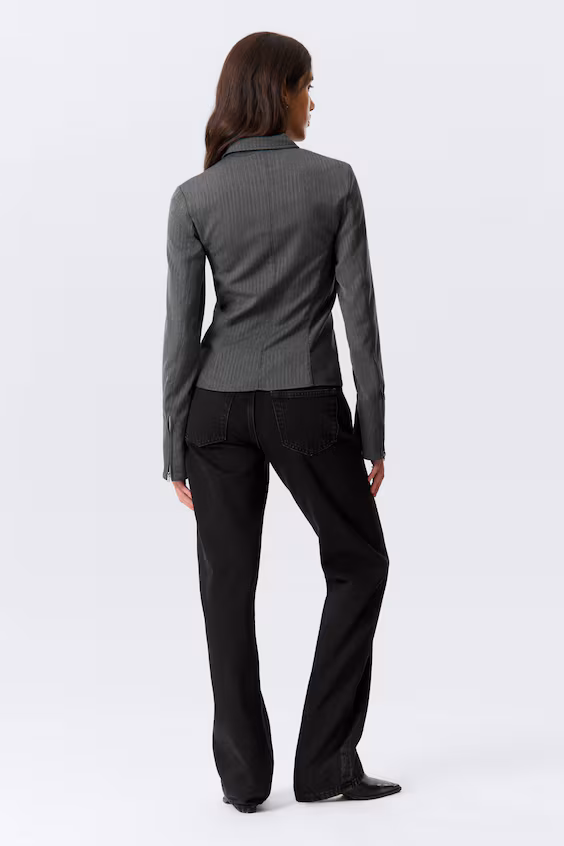 Рубашка со сверху застегивающейся молнией и длинным рукавом