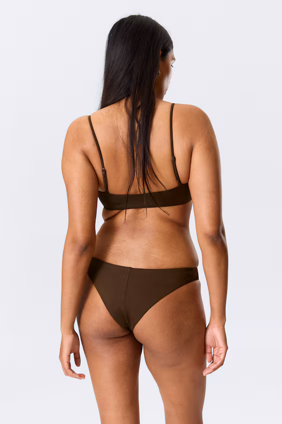 Бразильский бикини нижняя часть