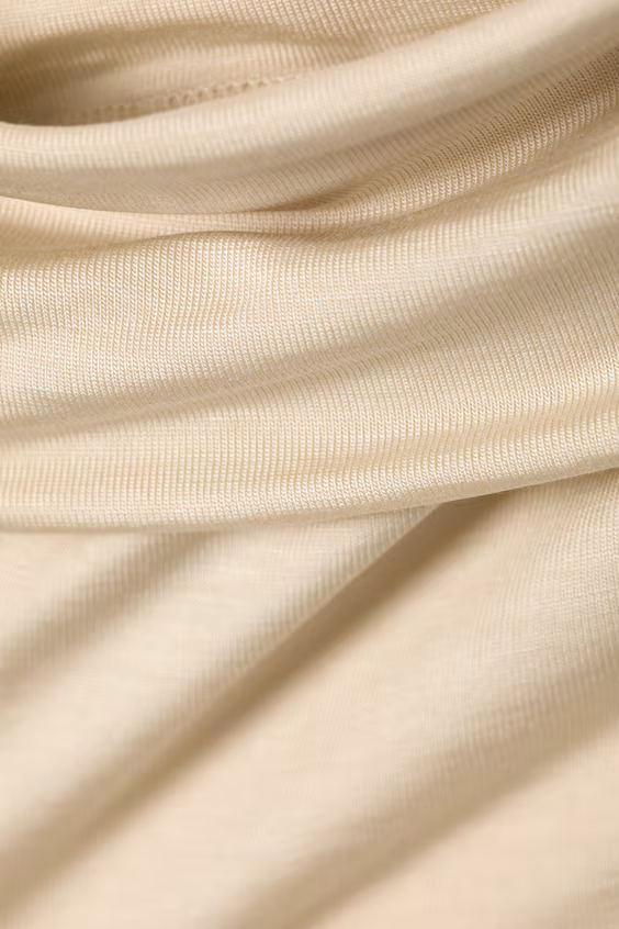 Майка с высоким воротом