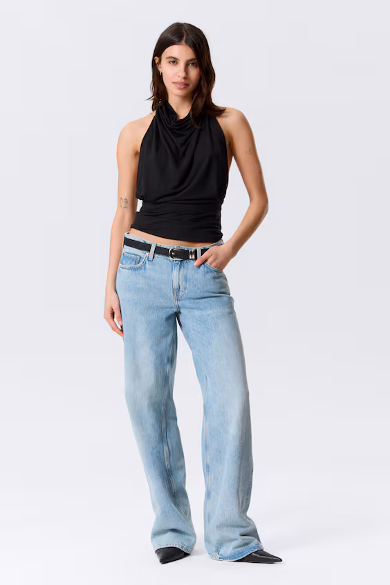 Топ на шее с драпировкой