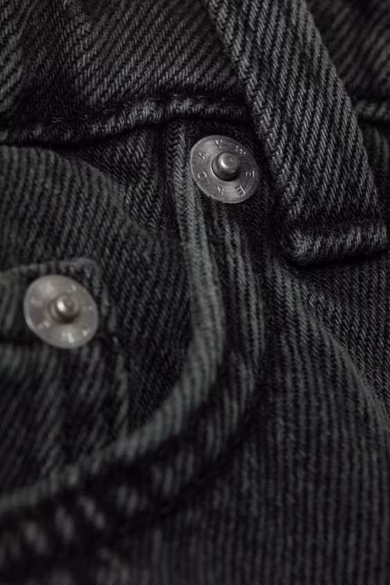 Джинсы свободного кроя с низкой посадкой и широкими брючинами