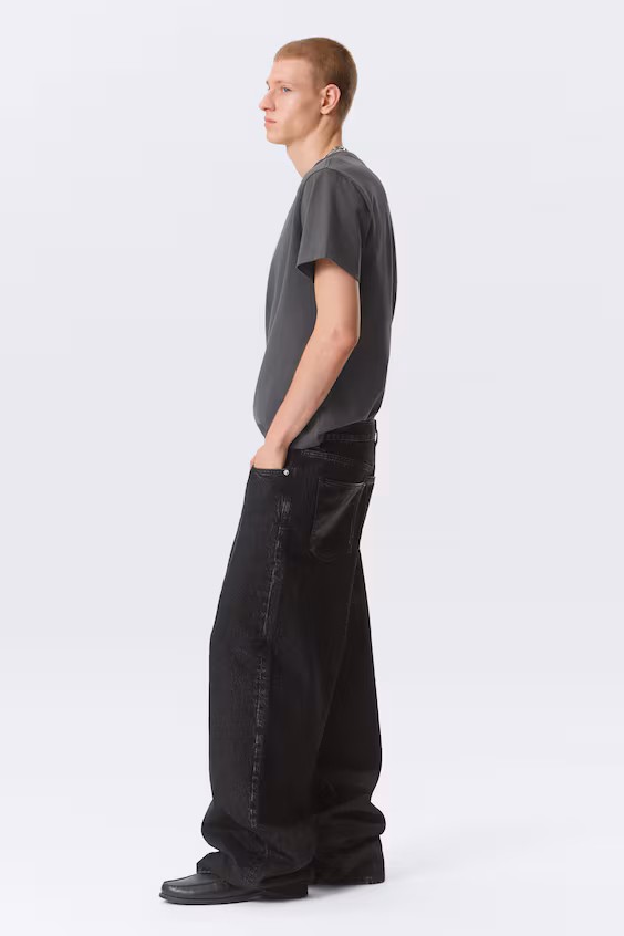 Джинсы astro средней посадки и широкими штанинами из искусственной кожи