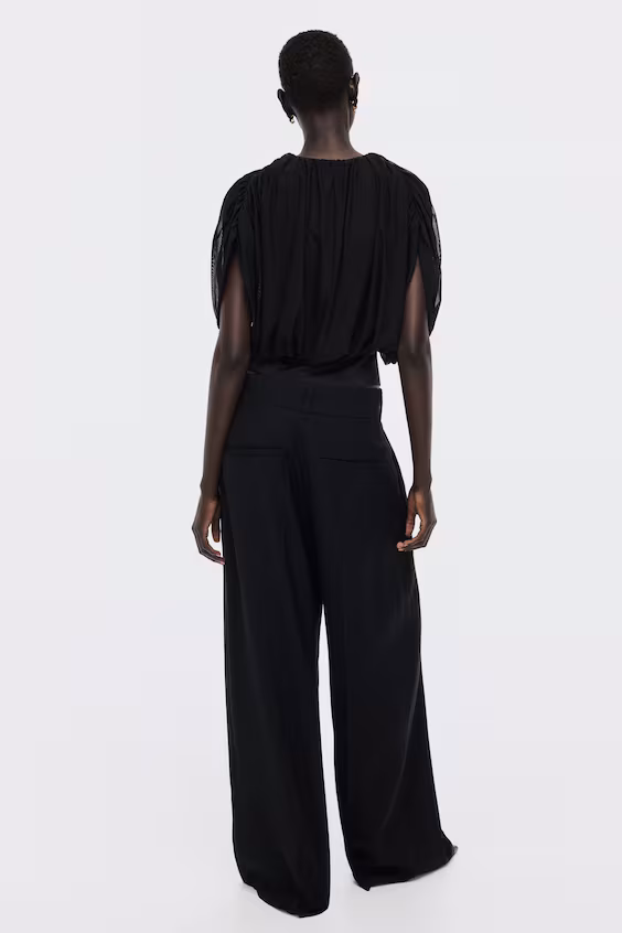 Боди с драпировкой на трусиках