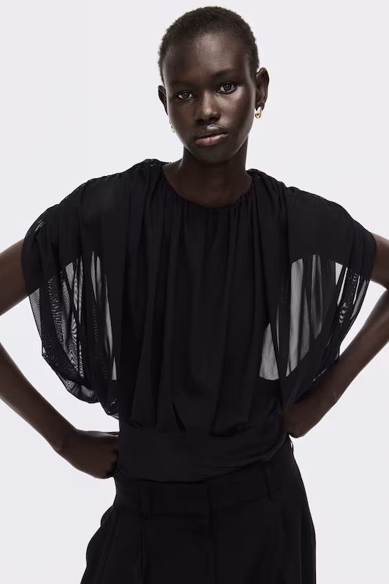 Боди с драпировкой на трусиках