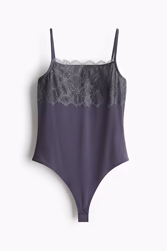 Боди с трусиками из кружева