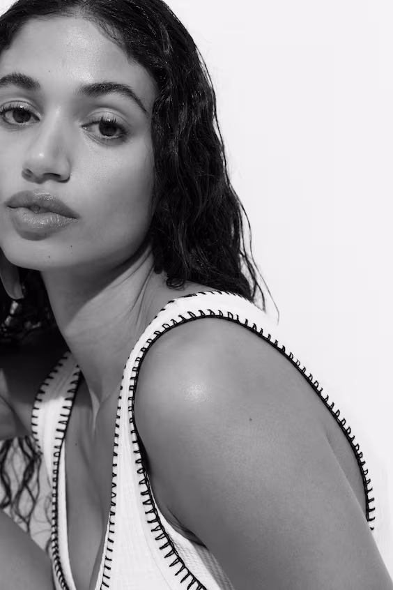 Платье из рубчиковой ткани