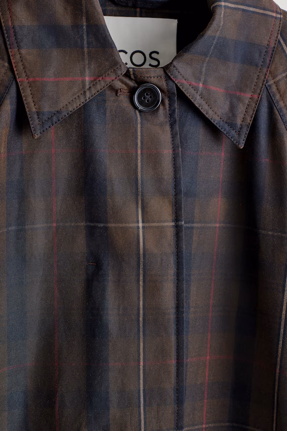 Короткое восковое хлопковое пальто в клетку