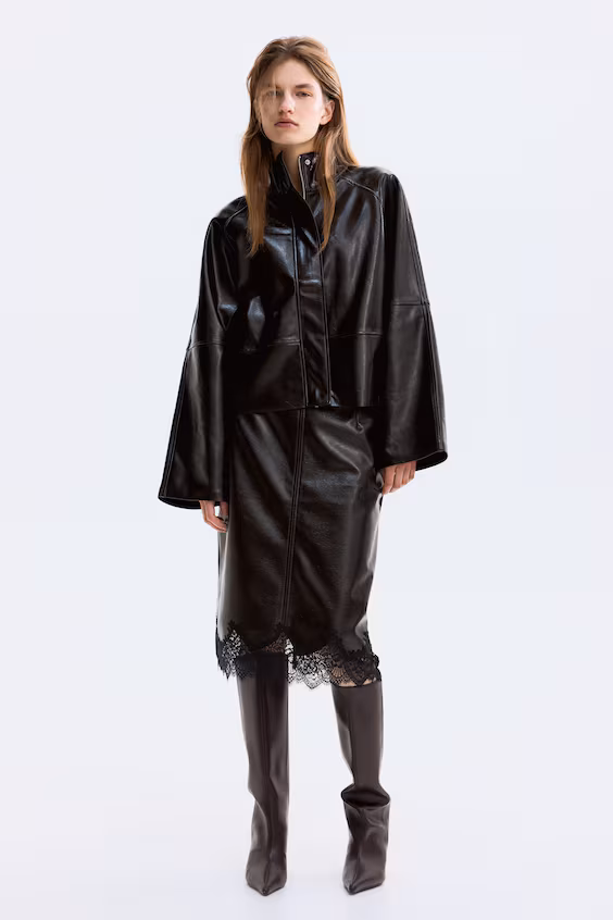 Пальто из покрытой ткани