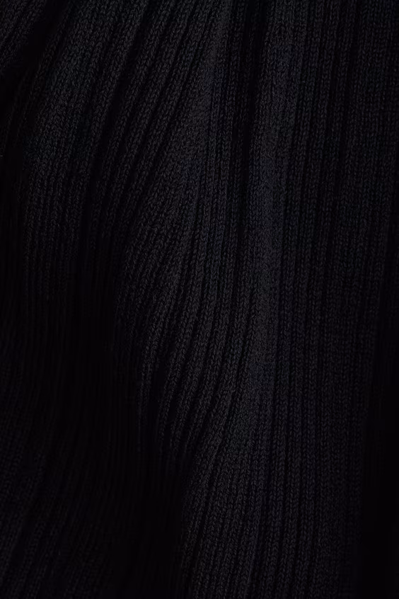 Вязаное платье с открытыми плечами h&m