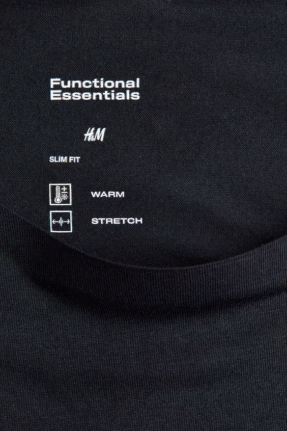 Свитер slim fit с утеплителем