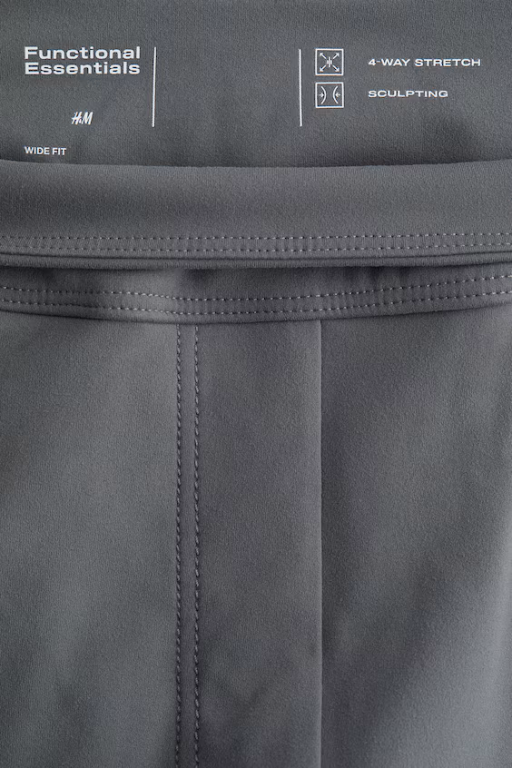 Широкие брюки с тканью four-way stretch