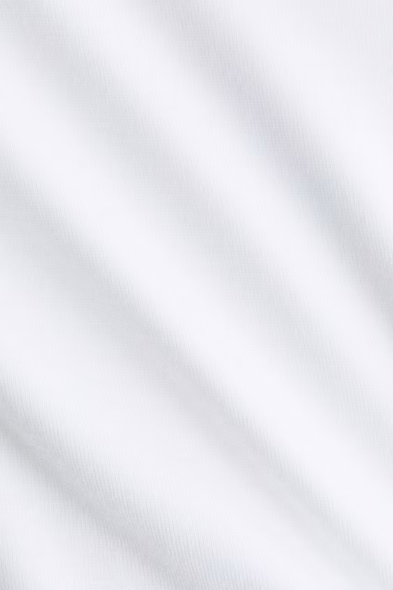 Футболка slim fit из утепленного материала