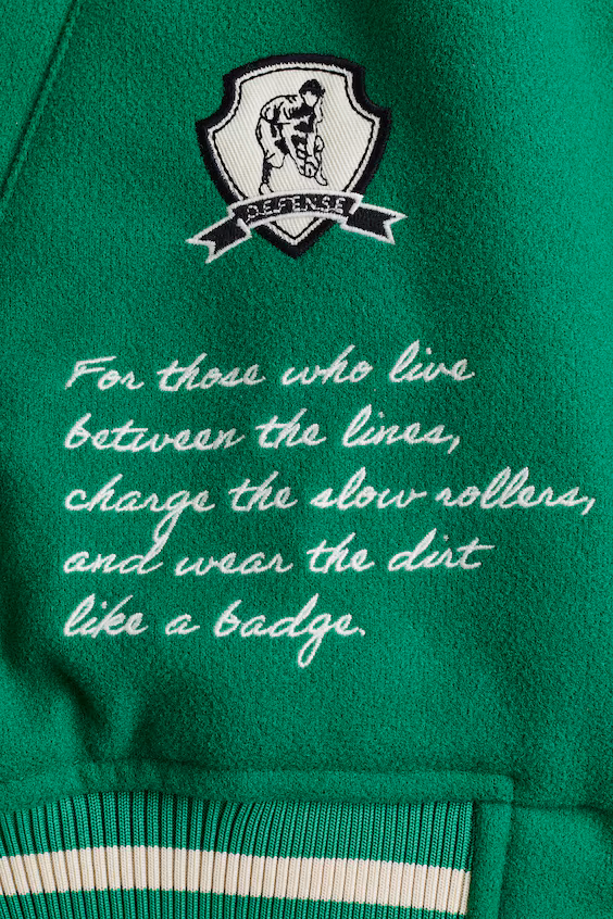 Бейсбольная куртка с узорами