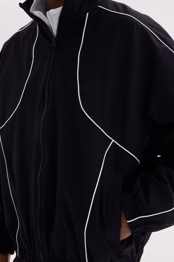 Спортивная куртка