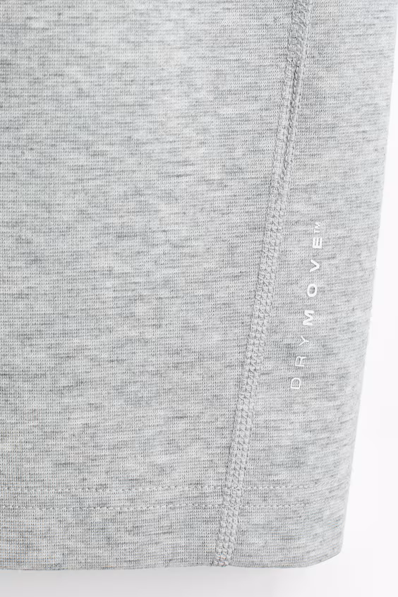 Комфортабельный спортивный свитер с regular fit и технологией drymove™