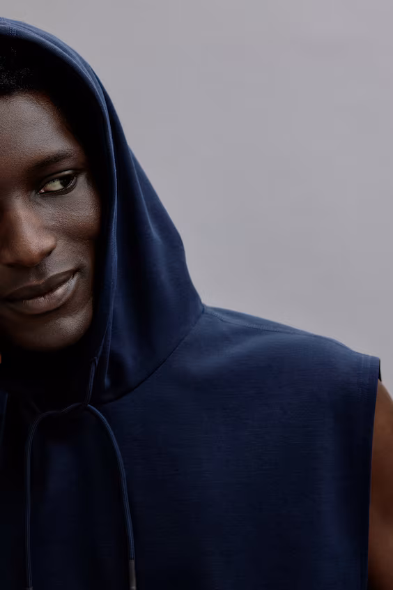 Комфортабельный спортивный свитер с regular fit и технологией drymove™