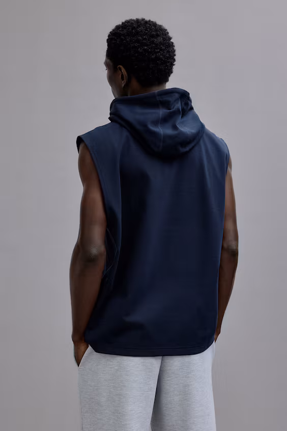 Комфортабельный спортивный свитер с regular fit и технологией drymove™