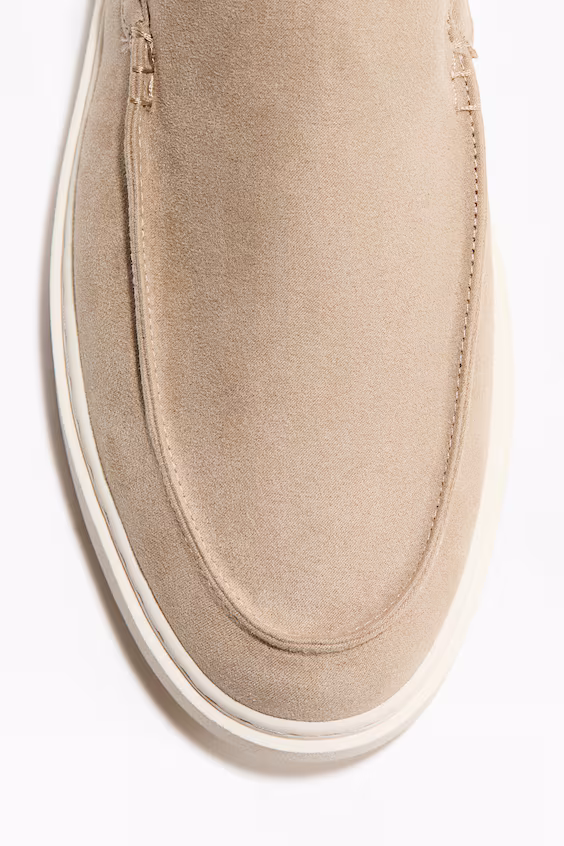 Лоферы с швами мокасина