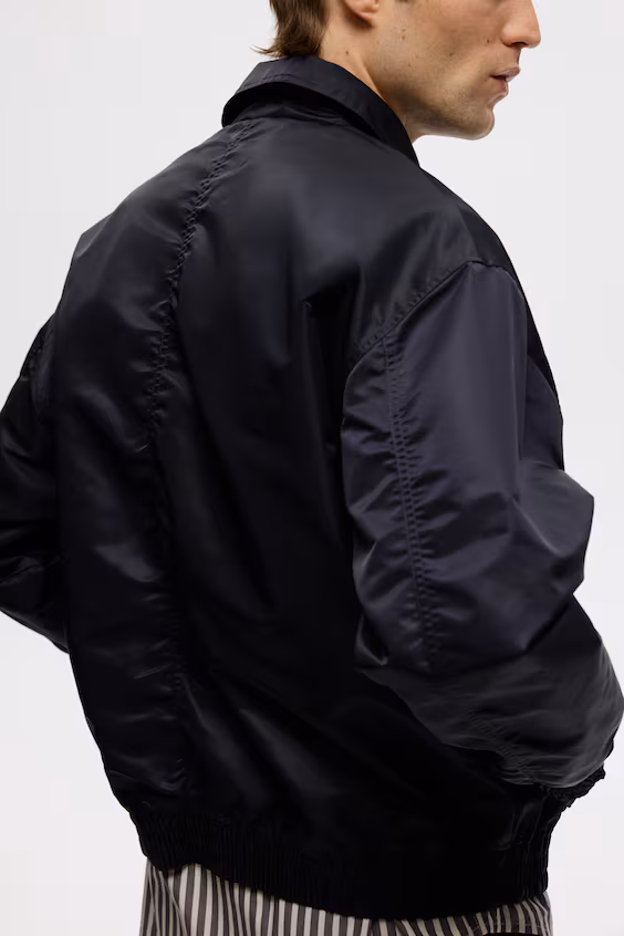 Нейлоновая куртка