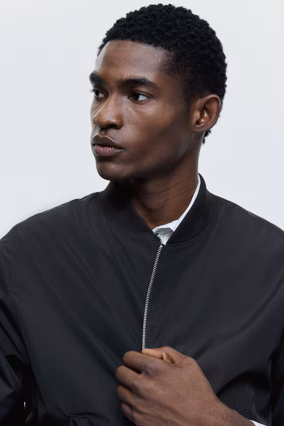 Легкая куртка