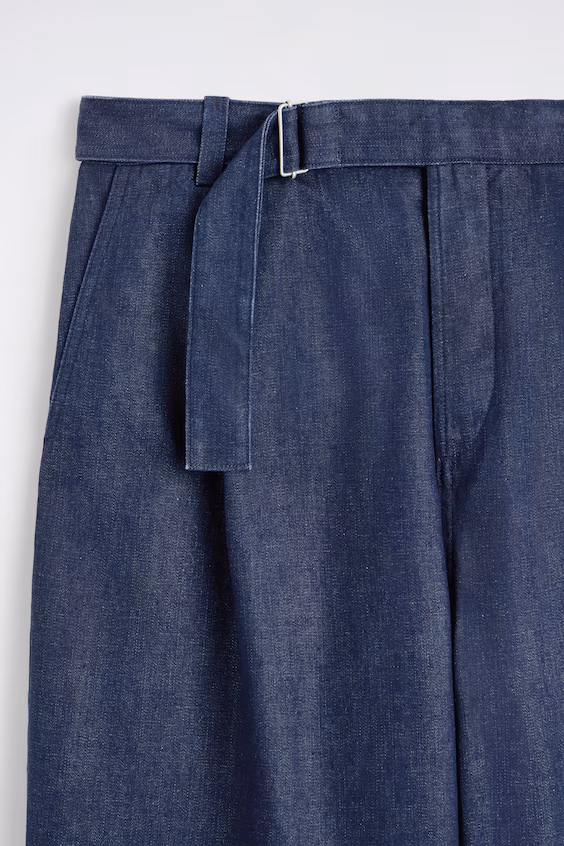 Джинсы из денима с поясом, свободного кроя и барабанной ногой