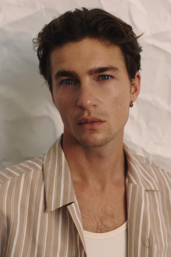 Рубашка курортного типа из смесового лиоцелла с классическим кроем regular fit