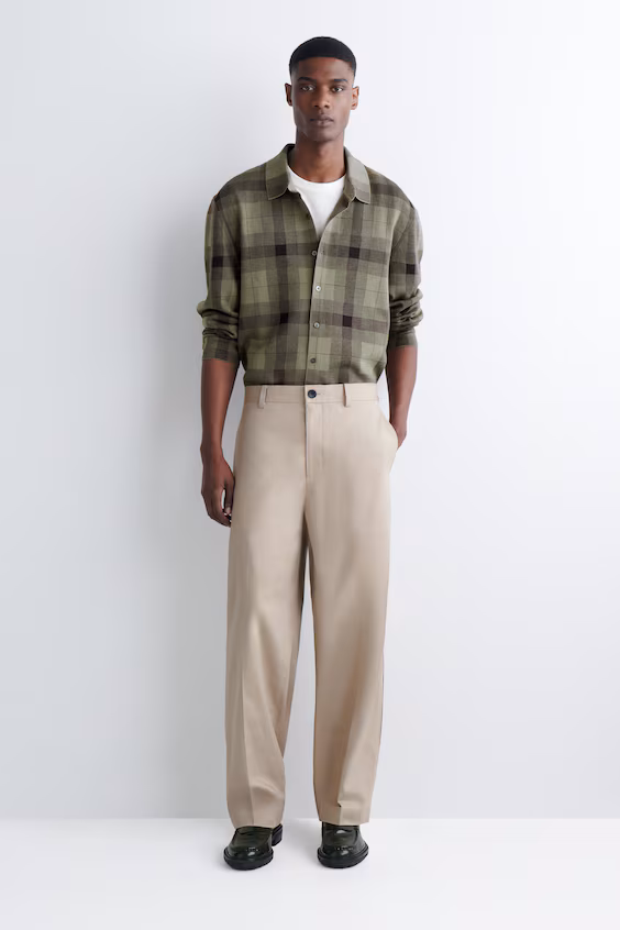 Легкая рубашка из хлопковой ткани