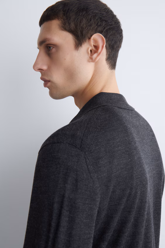 Свитер из мериносовой шерсти