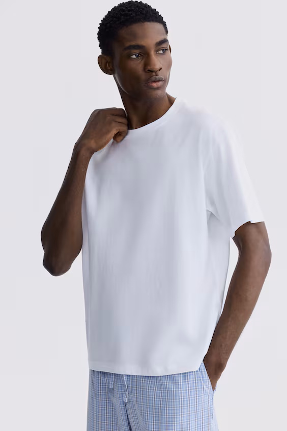 Пижама: футболка и брюки