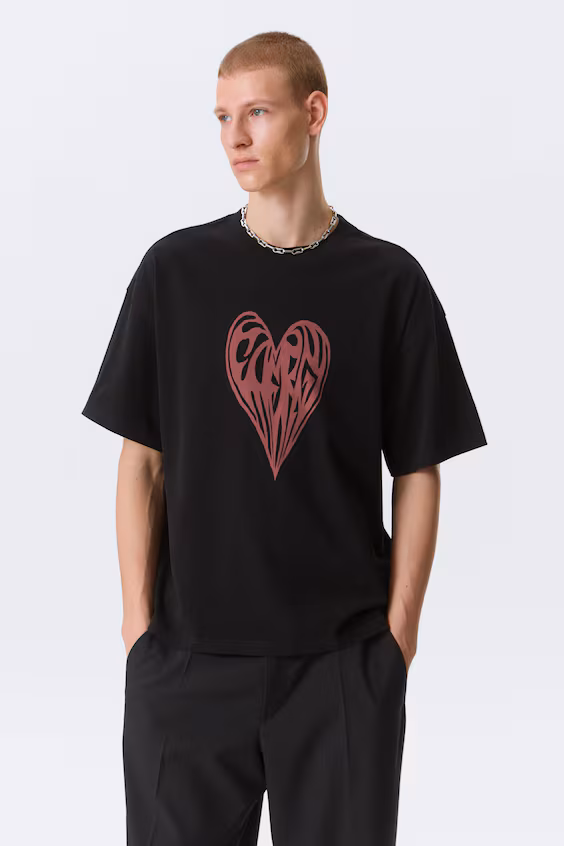 Футболка boxy с графическим принтом