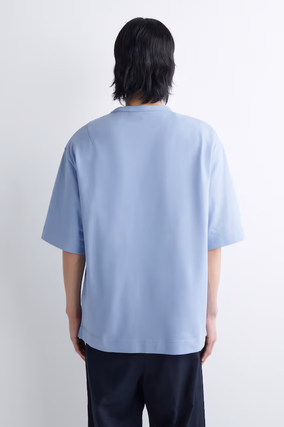 Футболка oversized из плотной ткани