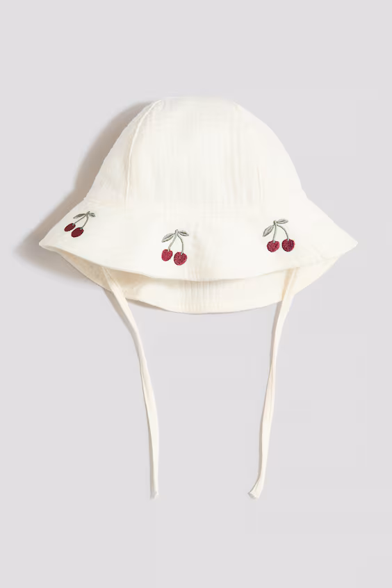 Шляпа для солнца с вышивкой из муслина