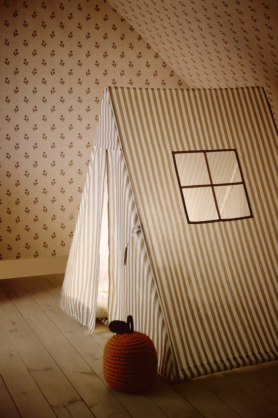 Игровая палатка