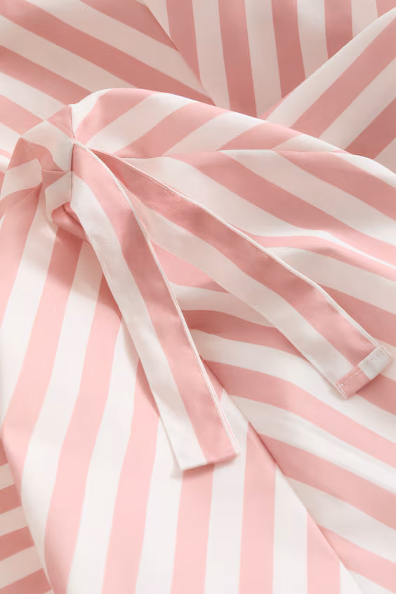 Полосатый уголок для чтения