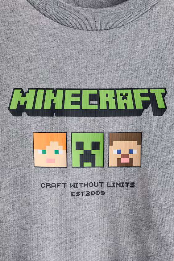 Футболка оверсайз с принтом