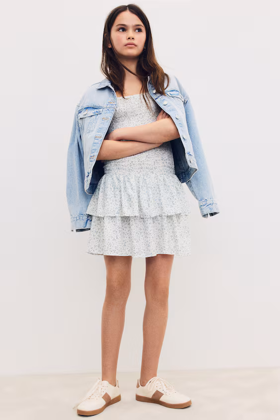 Сарафан с завязками на бретелях