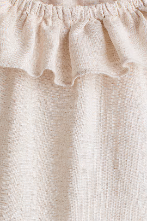 Платье из льна с воротником с оборками