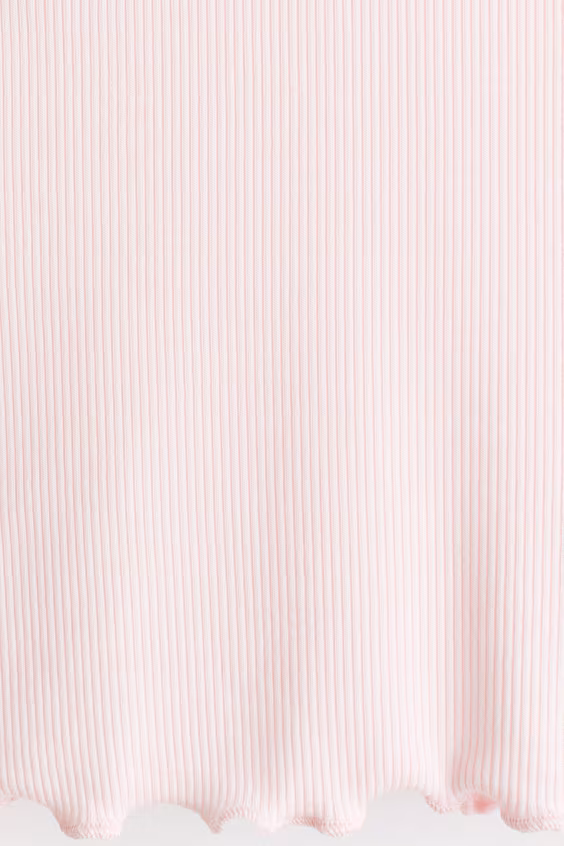 Комбинезон для спорта в полоску