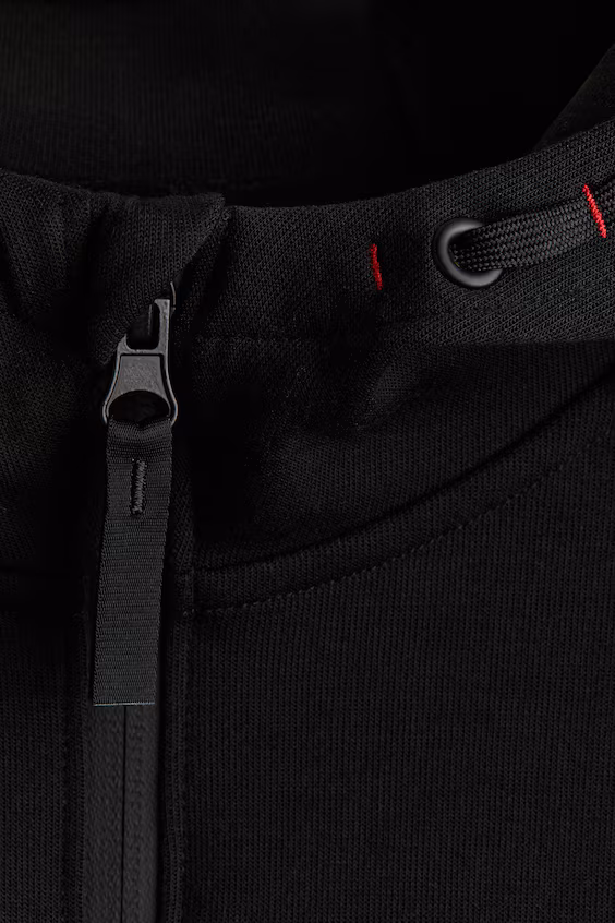 Спортивная куртка с капюшоном с технологией drymove™