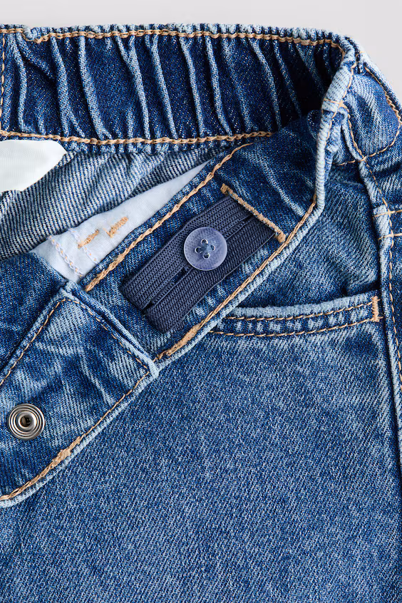 Джинсы бочонкового кроя с широким кроем