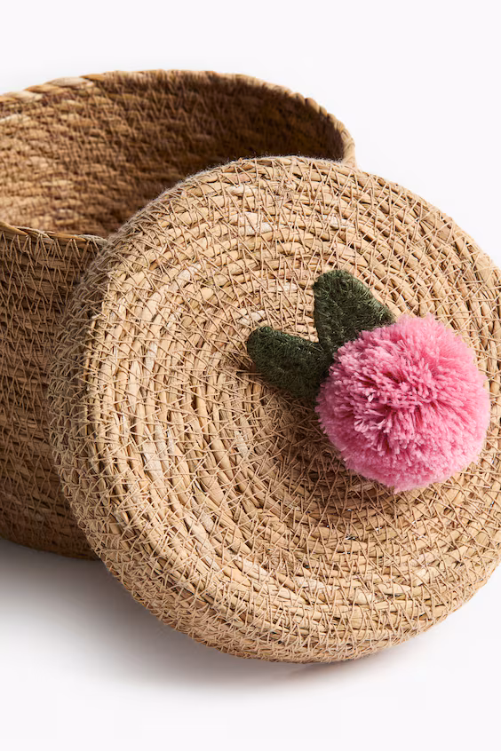 Коробка для хранения из морской травы с помпоном