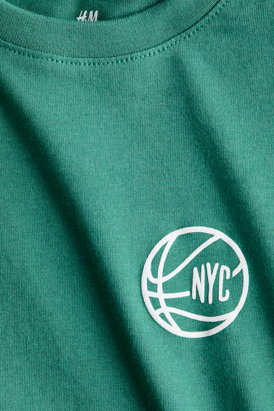 Футболка с принтом