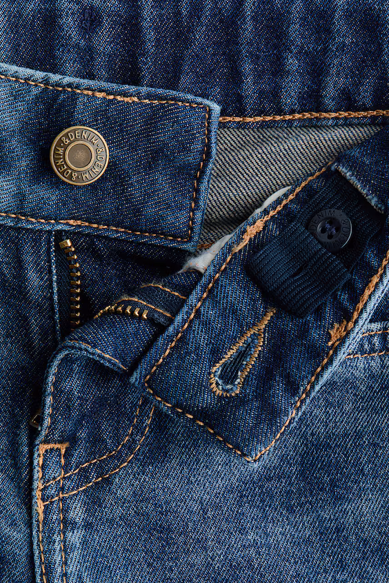 Джинсы прямого кроя