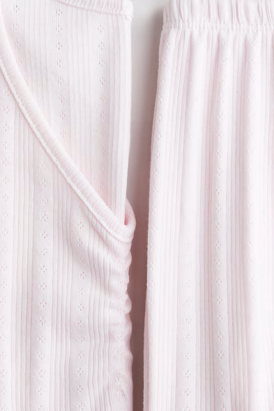 Пижама из хлопкового джерси с узором кружевного плетения